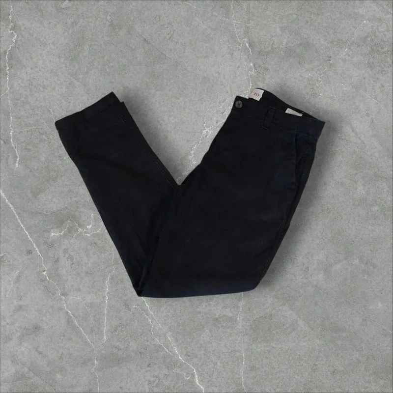 Gap pants photo 1