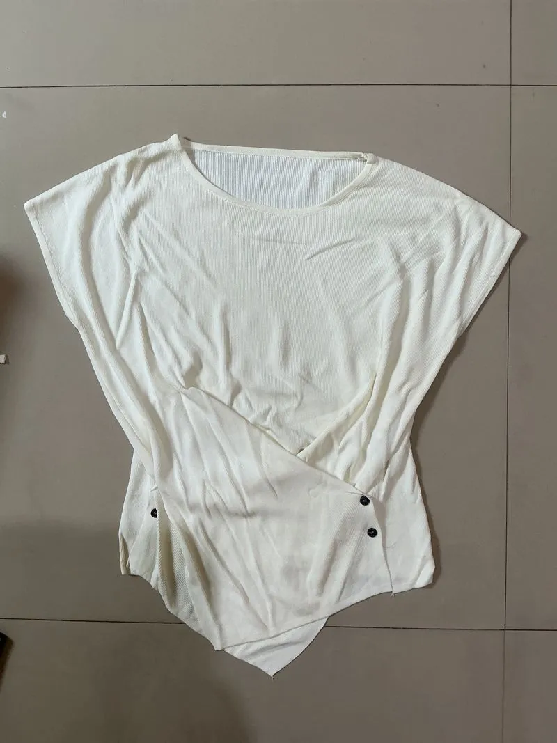 white knit top photo 1