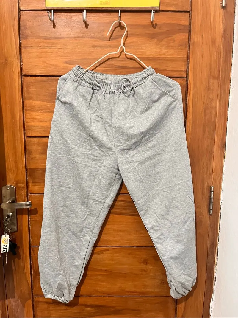 Celana Training Grey (XL) photo 1