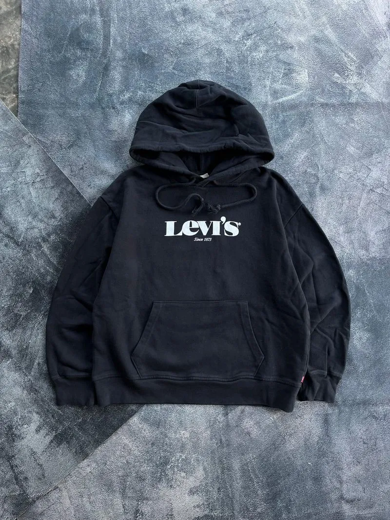 Hodie Levi's 00s  photo 1