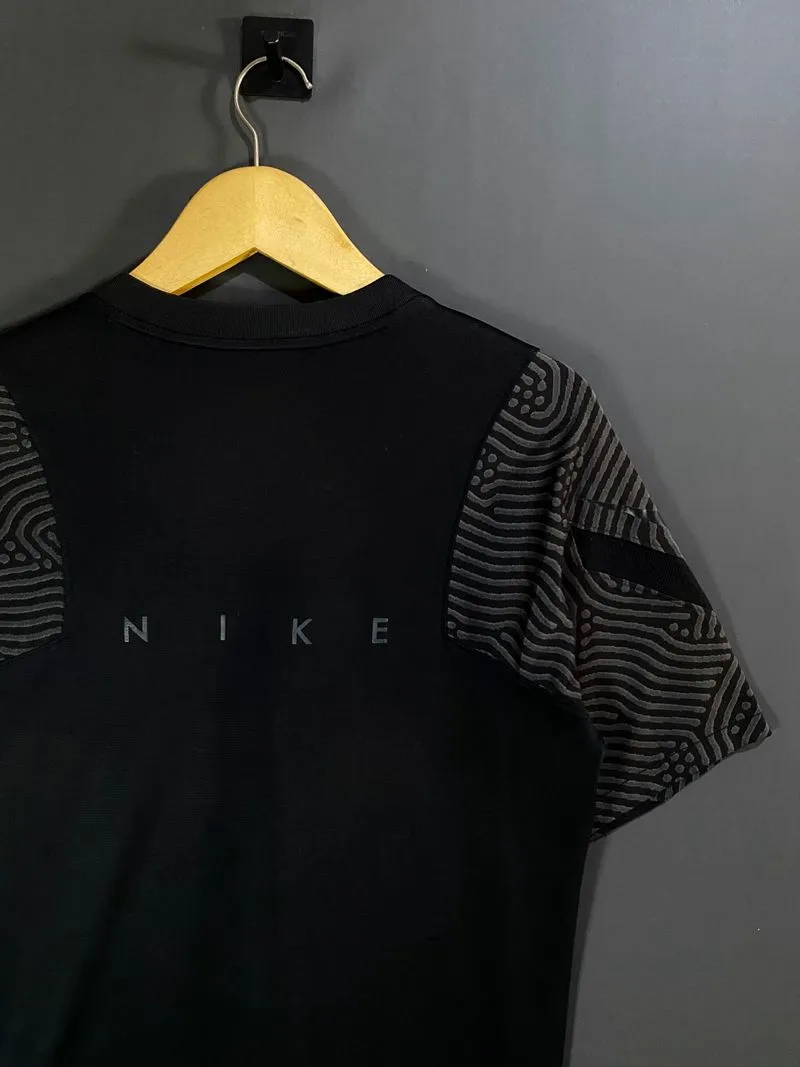 Nike Strike Training Jersey photo 1
