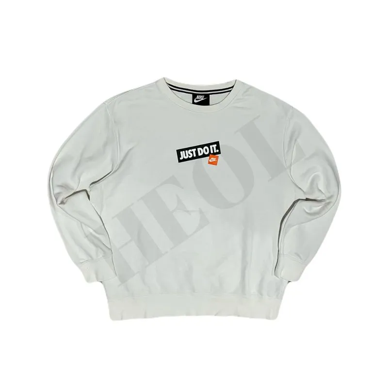 Nike Streetwear Sportswear Sweater Pria white photo 1