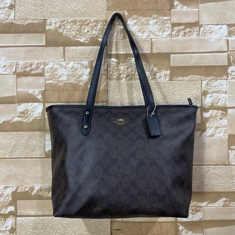 Coch signature authentic totebag photo 1