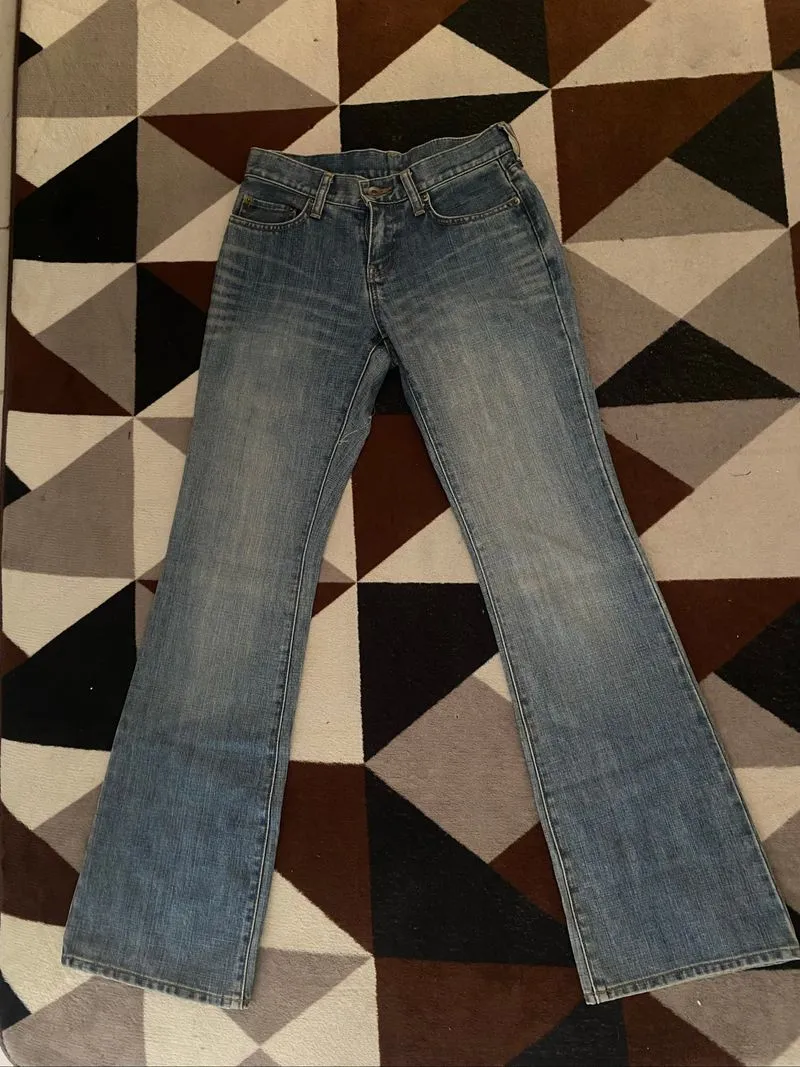 Uniclo faded blue wash bootcut/flare jeans photo 1