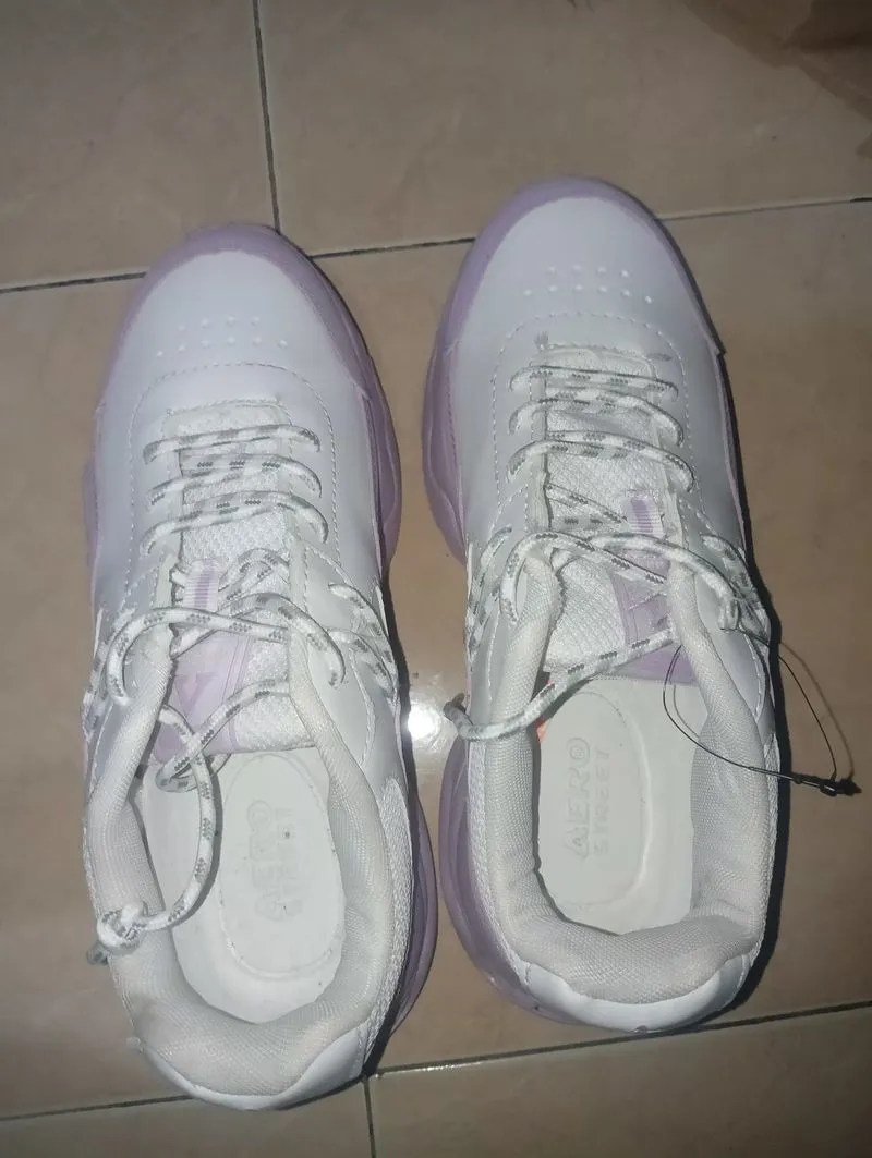 Sepatu Aerostreet Perempuan  photo 1