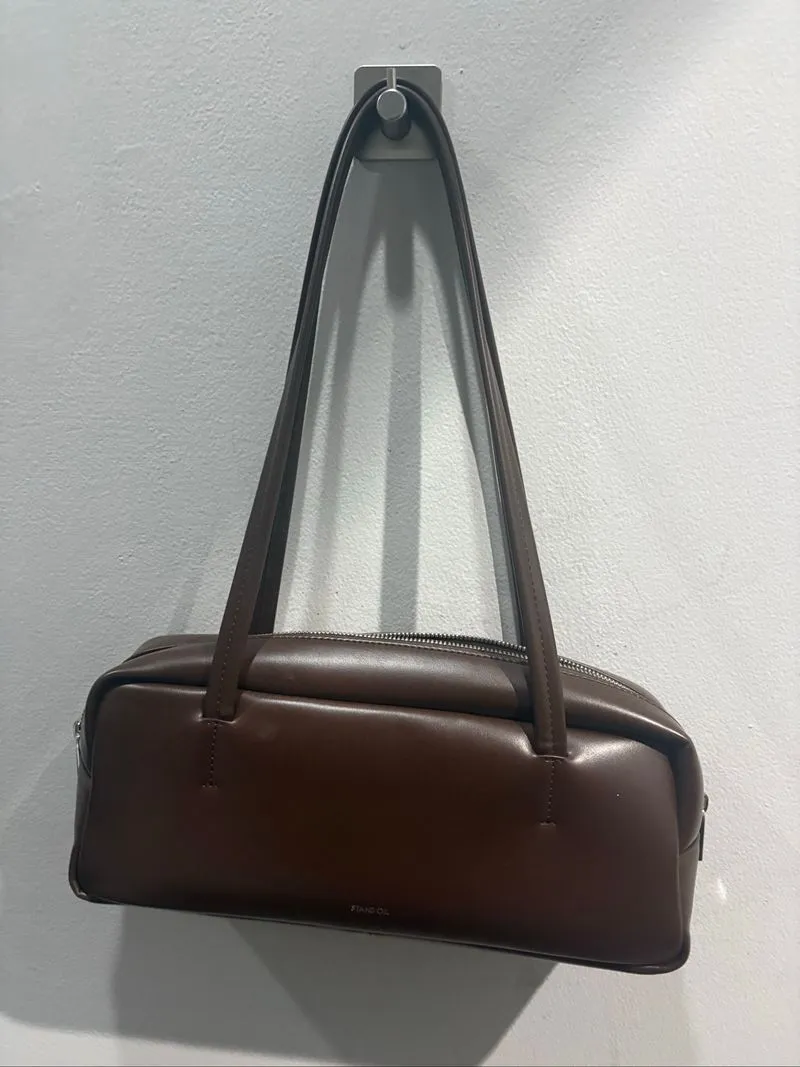 shoulder bag stand oil photo 1