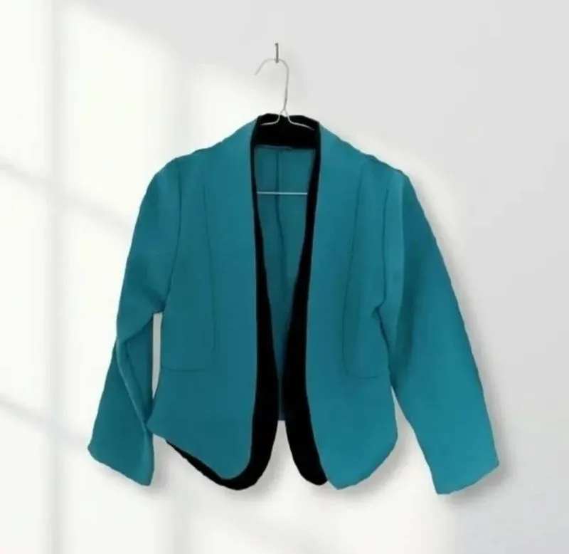 BLAZER CROP WANITA photo 1