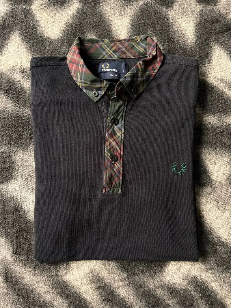 Fred Perry Polo Shirt photo 1