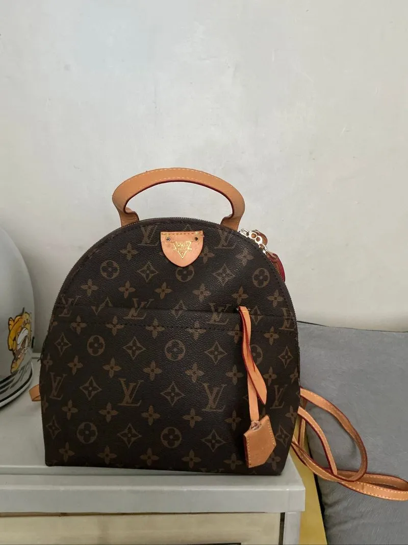 LV ransel photo 1