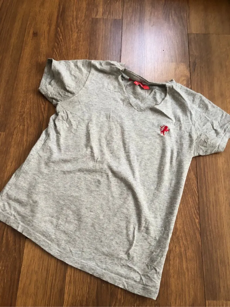 grey cute shirt photo 1