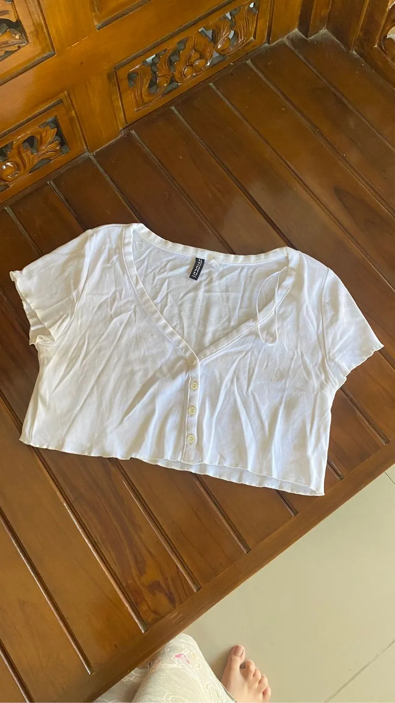 Crop Top Putih H&M photo 1