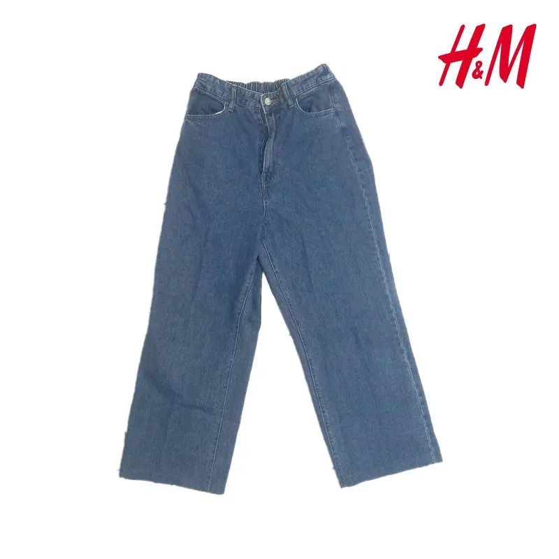 H&M Wide Highwaist Jeans photo 1
