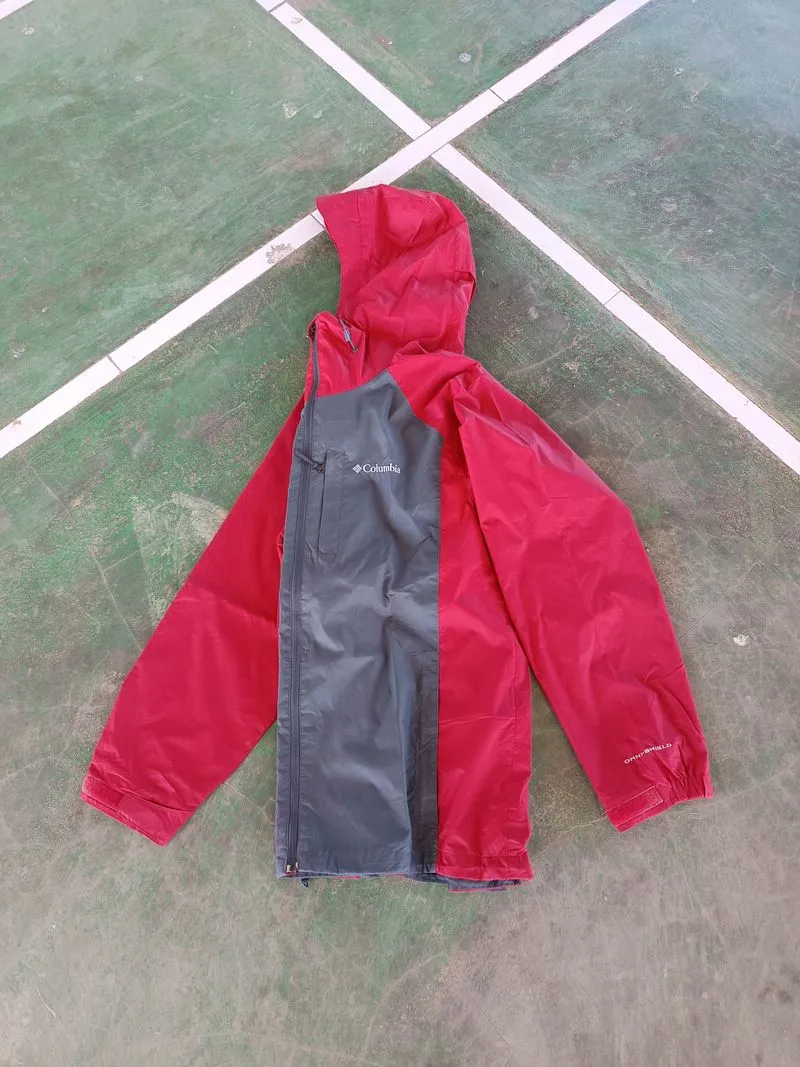 Columbia omni-shield packable jacket  photo 1