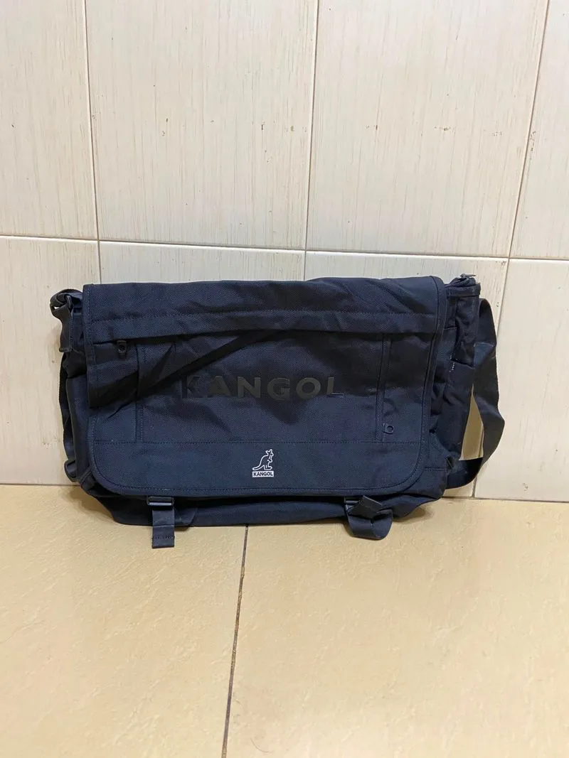 Tas Selempang Kangol Hitam photo 1