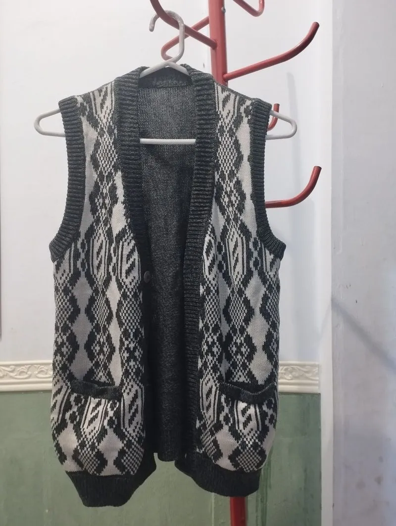 Vintage Knit Vest Cardigan Motif Geometris - Rompi Rajut  photo 1