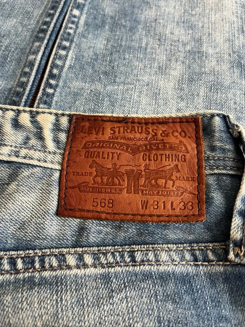 Levi’s 569 feding jeans photo 1