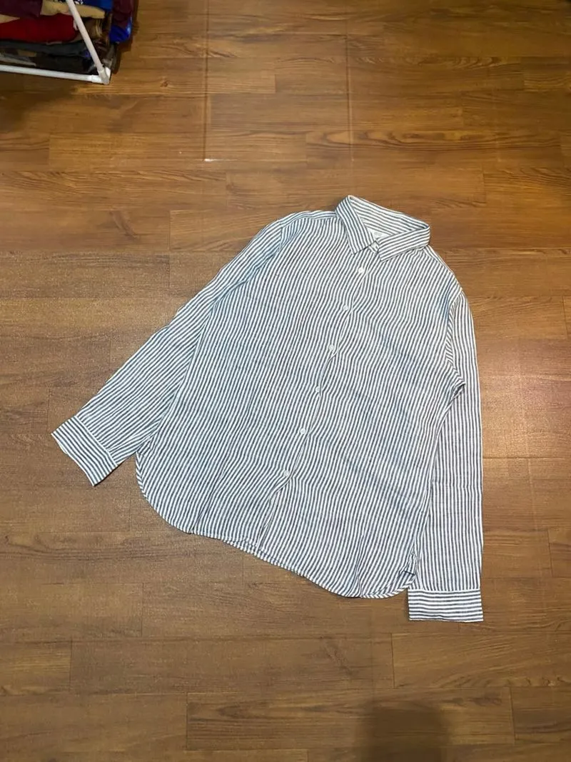 Kemeja Linen Uniqlo Strip Mantab photo 1