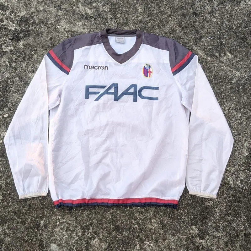 JAKET RUNNING BOLOGNA FC photo 1