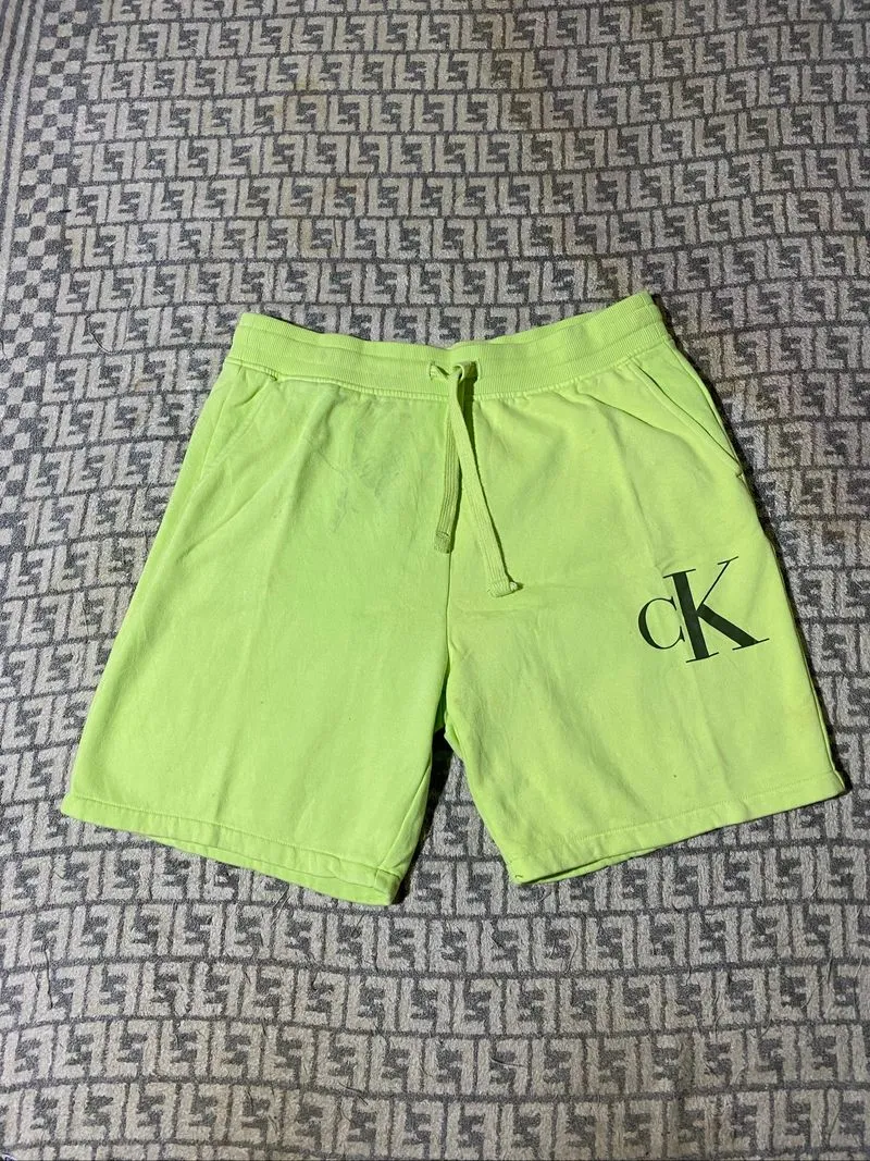 Calvin Klein Big Logo Short Pants photo 1