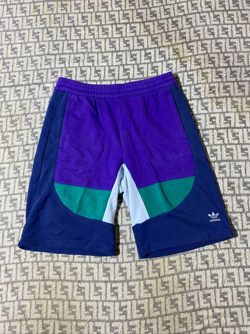 Adidas Big Logo Short Pants photo 1