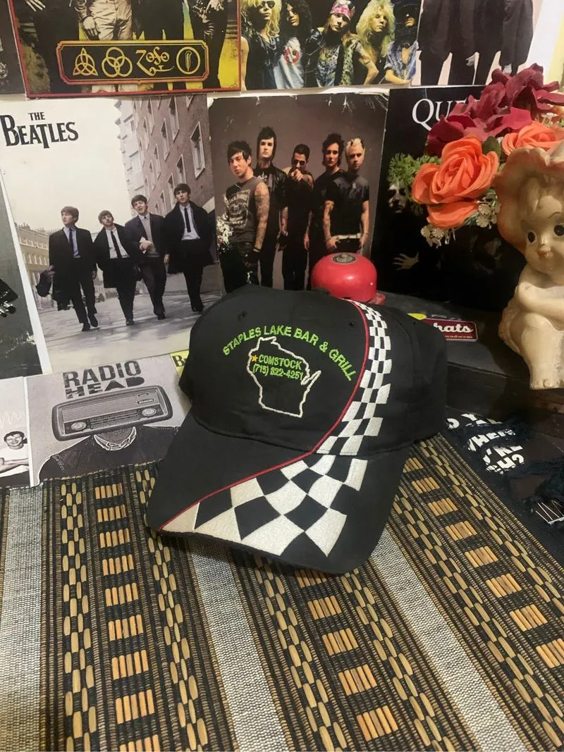 VTG Bar lake Hat photo 1