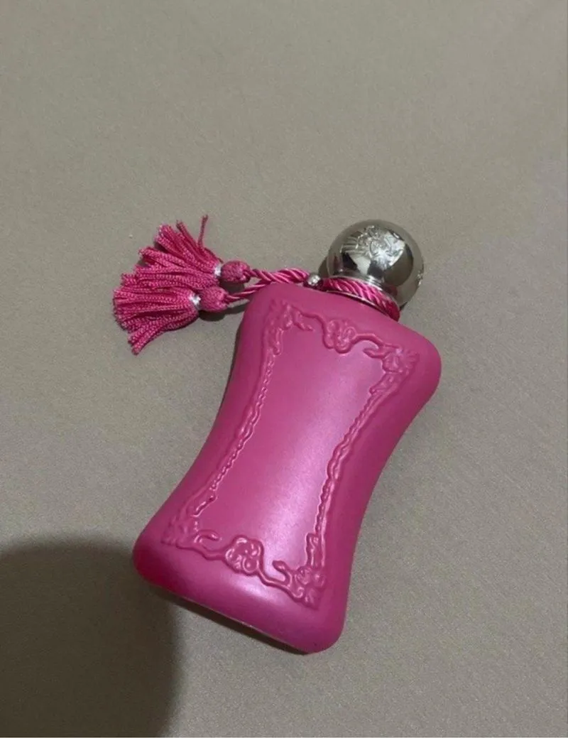 perfume de marly photo 1
