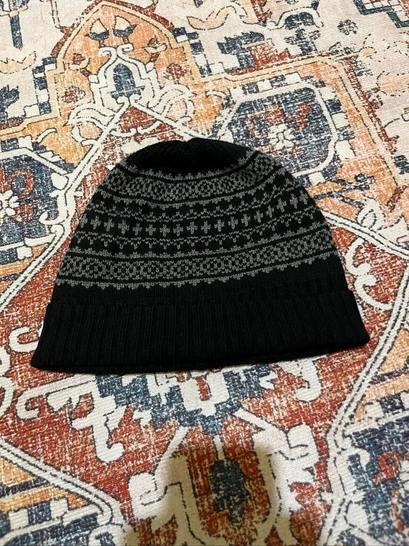 beani hat uniqlo photo 1