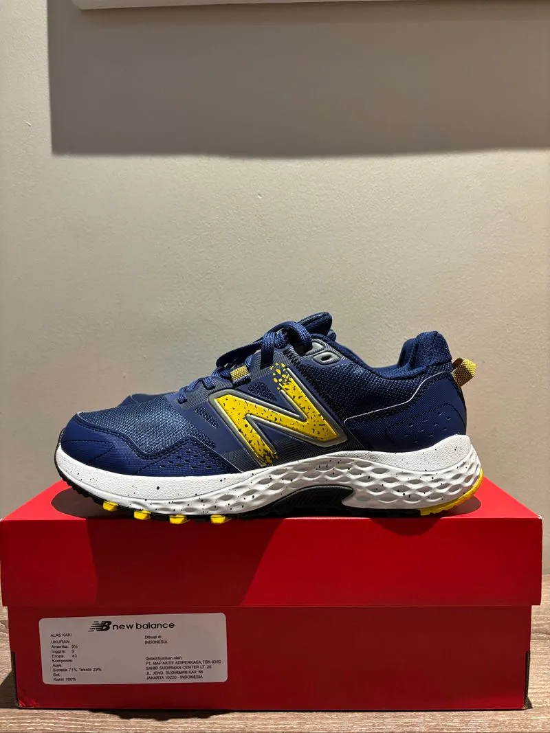 New Balance 410 v8 men's trail running shoes in blue photo 1