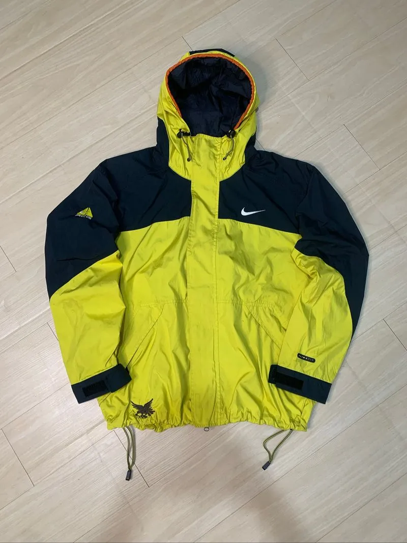 NIKE ACG PACKABLE JACKET photo 1