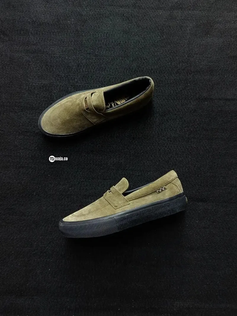 Vans Skate Style 53 x Beatrice Domond Dark Olive photo 1