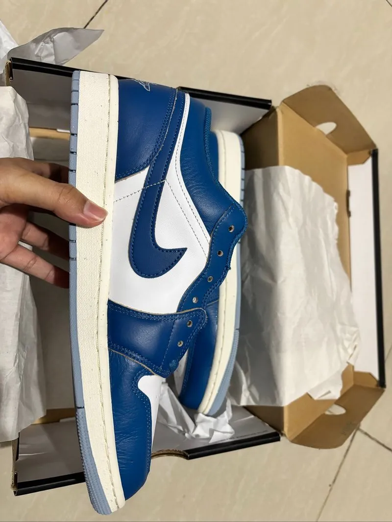 Air jordan low 1 photo 1