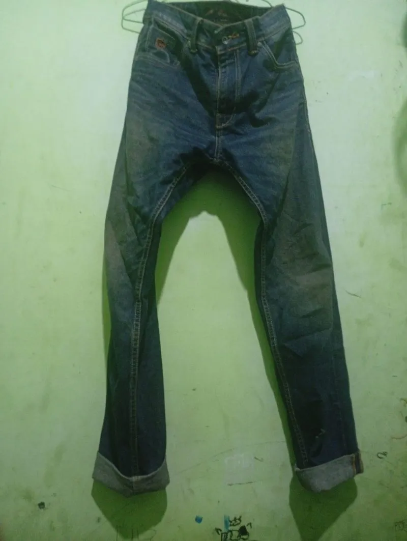 Denim feding photo 1
