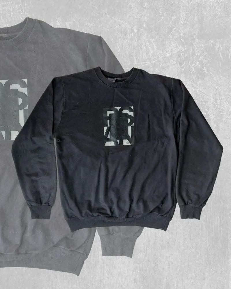 Sweater Details photo 1