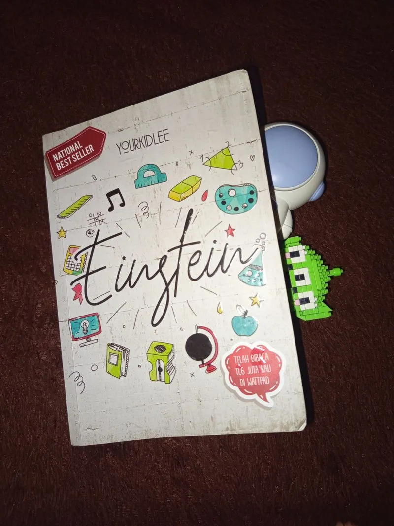 Novel EINSTEIN karya Yourkidlee photo 1