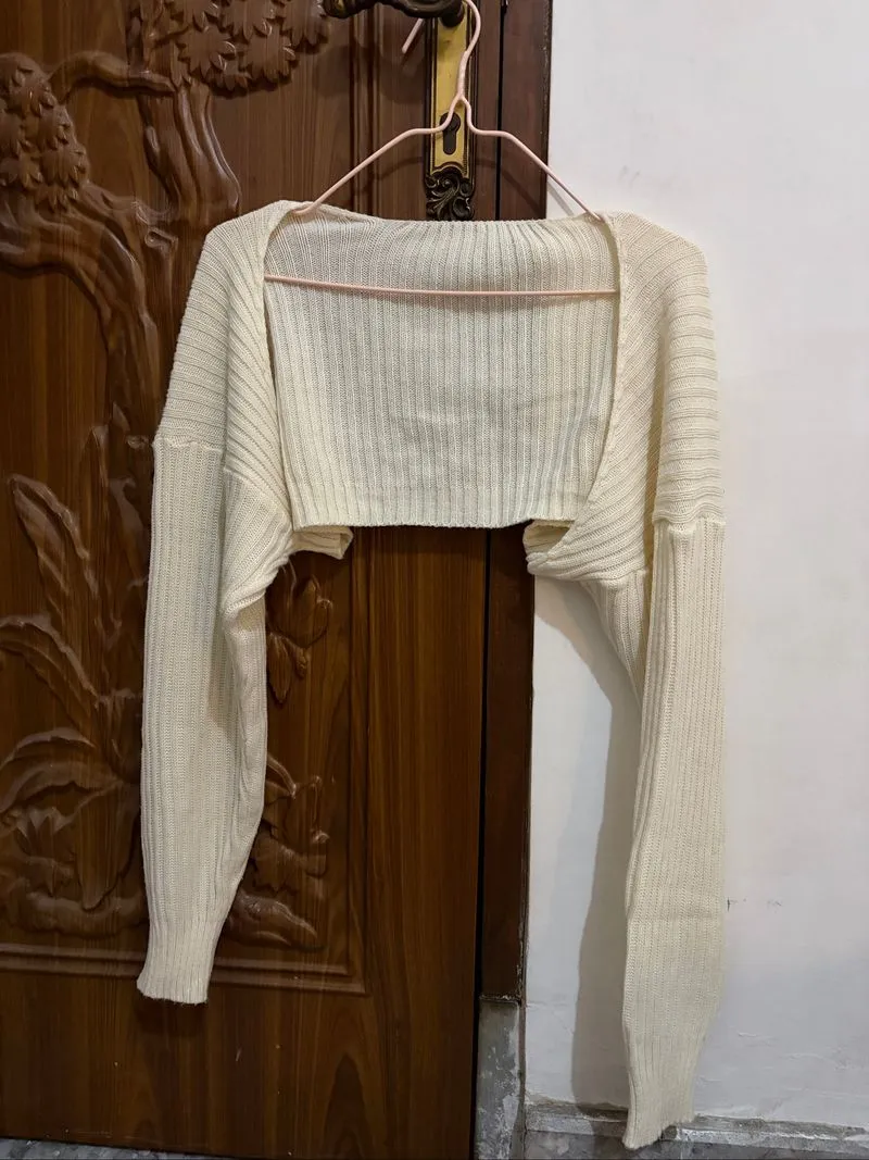 Outer Cardigan Crop Putih photo 1