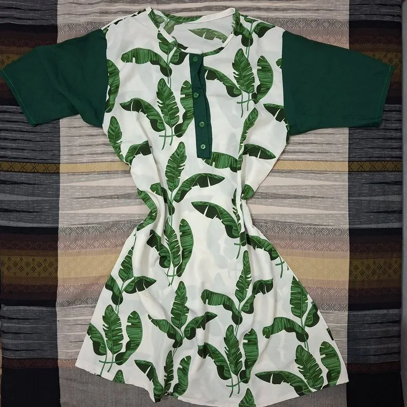 Tropical printed dress photo 1