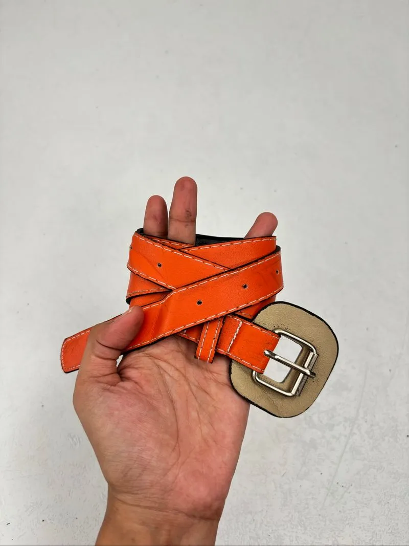 Oranye belting belt photo 1