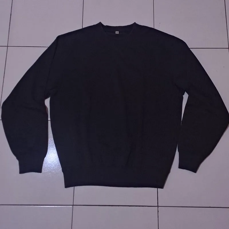 sweatshirt Uniqlo photo 1
