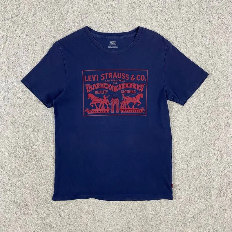 TSHIRT LEVIS  photo 1