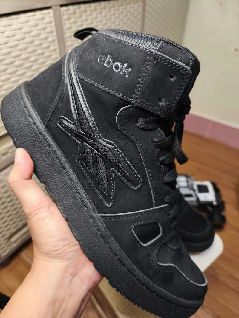 Reebok Resonator Mid photo 1