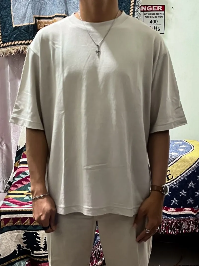 UNIQLO Airsm Cream photo 1