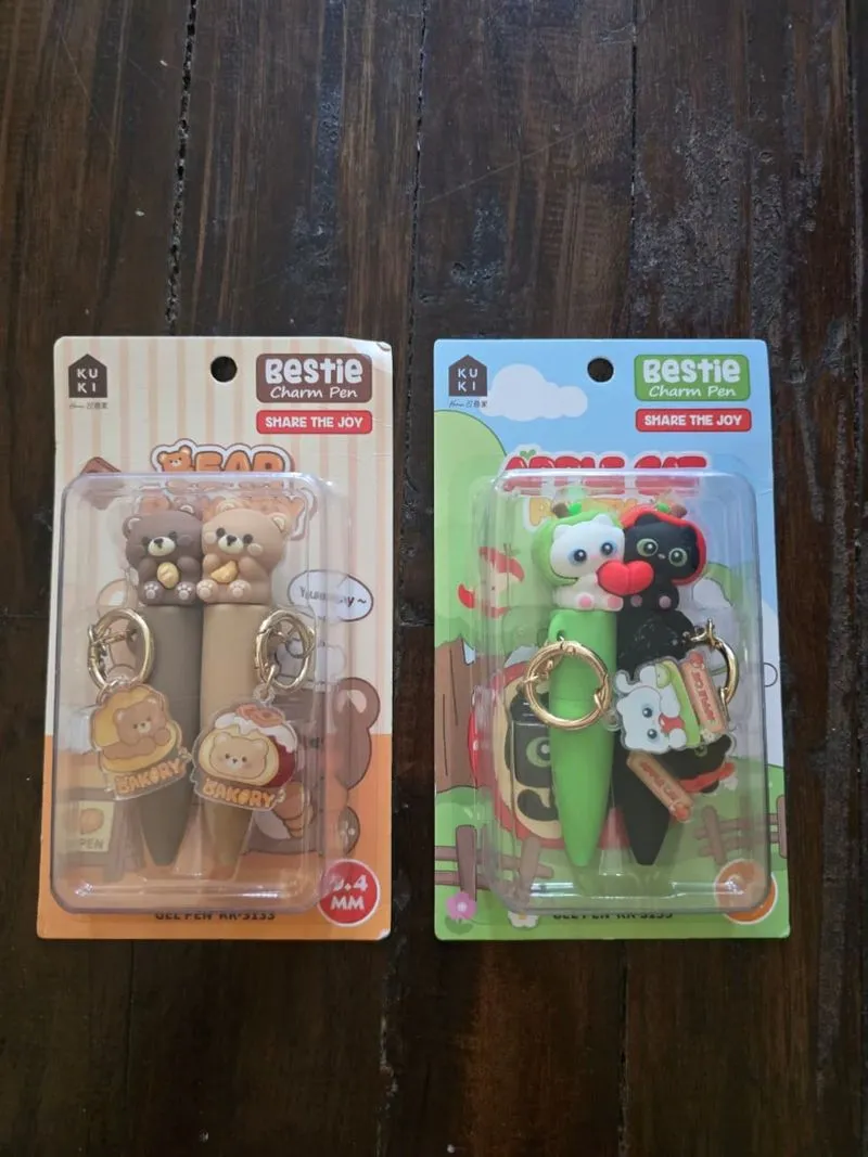 set gantungan pulpen ganci kuki sepasang baru boleh pilih photo 1