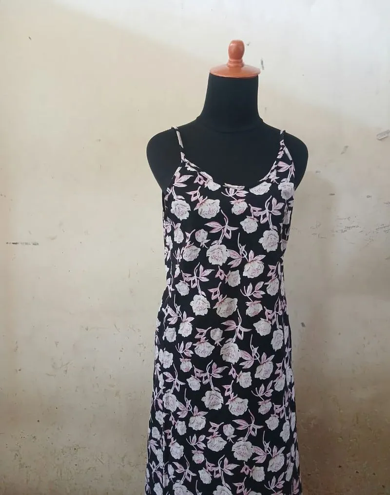 Midi Dress Floral Hitam Pink Wanita – Preloved photo 1