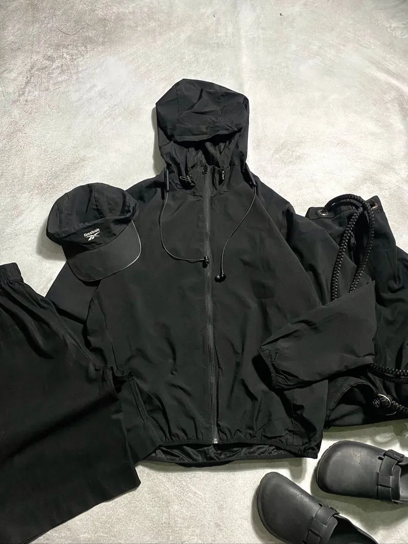 GU windbreaker jacket photo 1