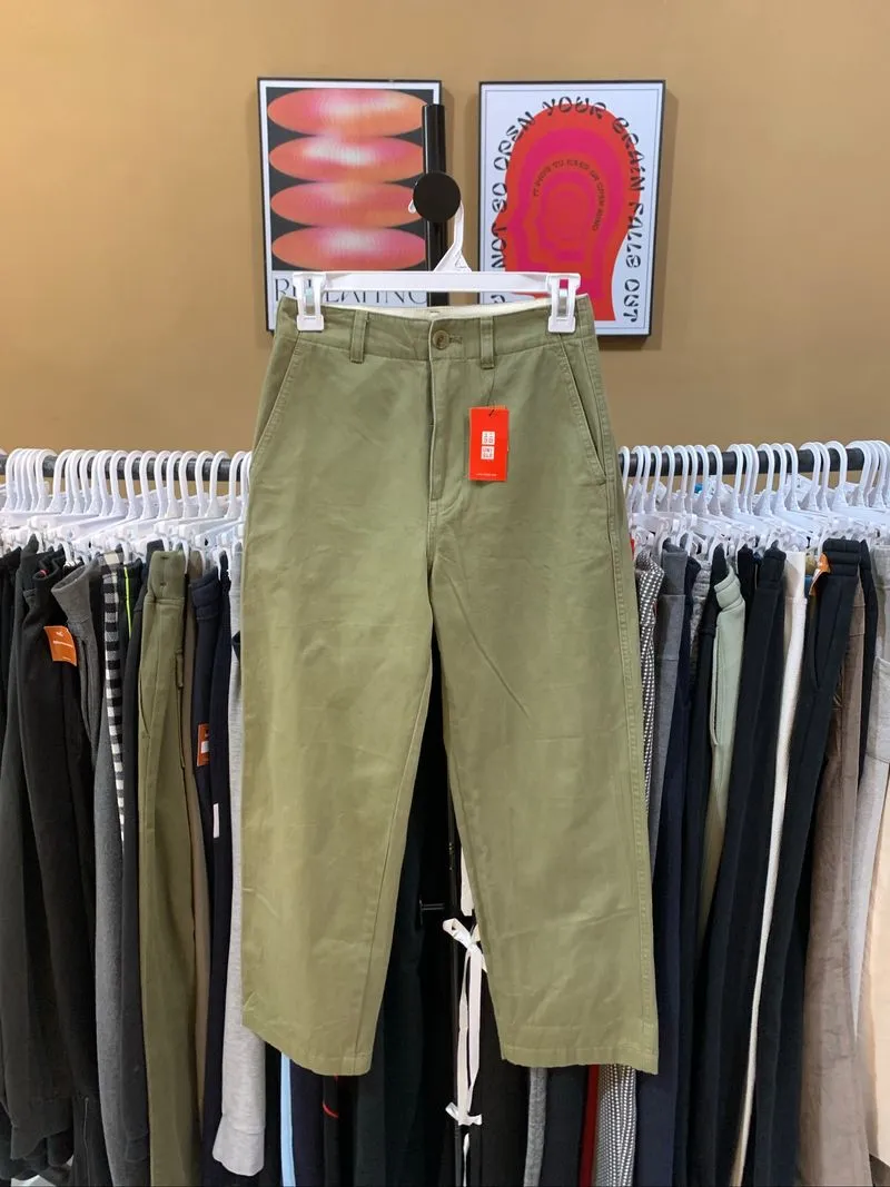 Celana Chinos Uniqlo photo 1