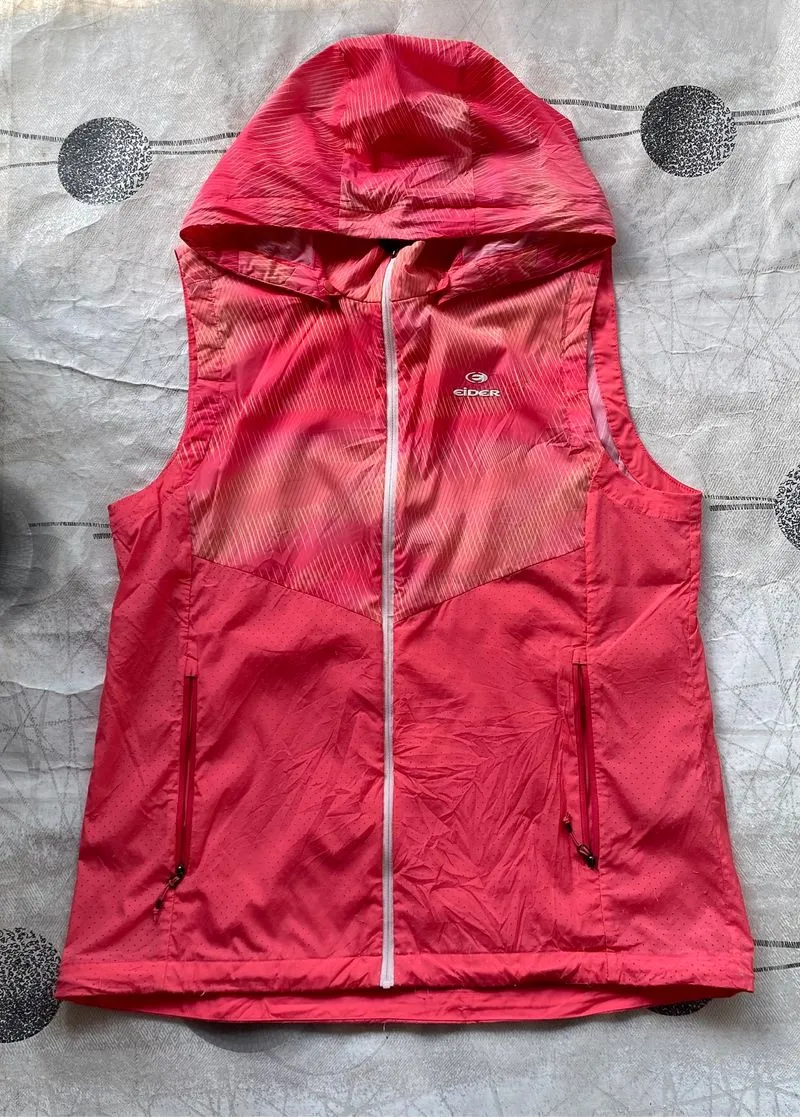 Vest eider photo 1