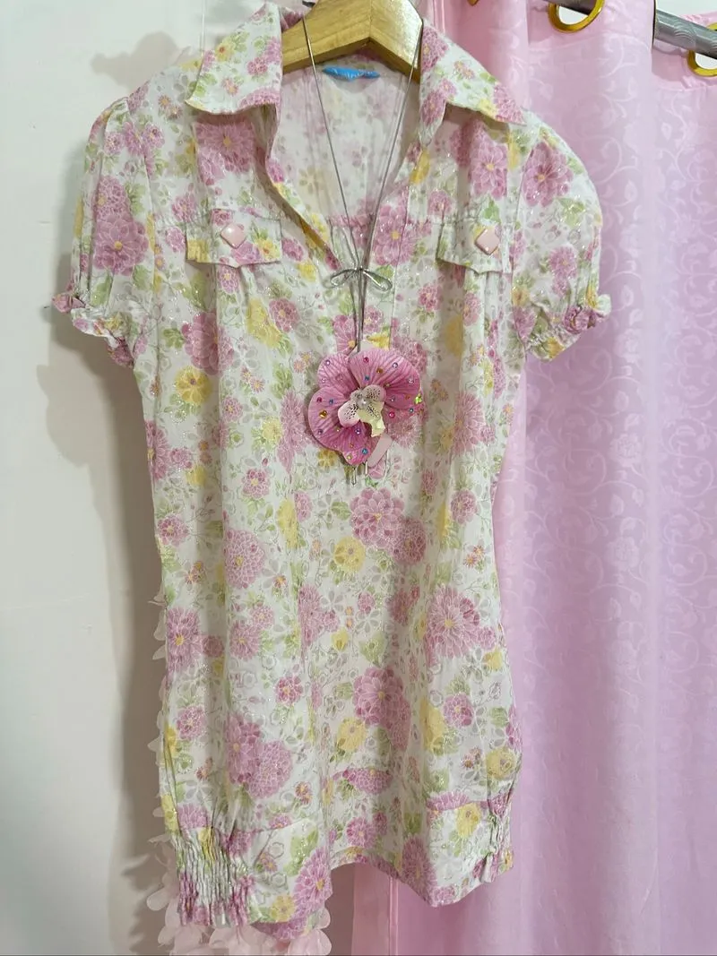 pl floral top photo 1