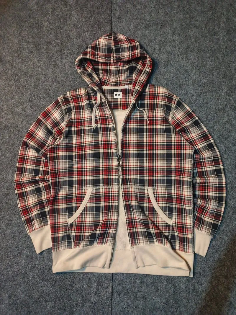 Uniqlo double-zip hoodie plaid pattern photo 1