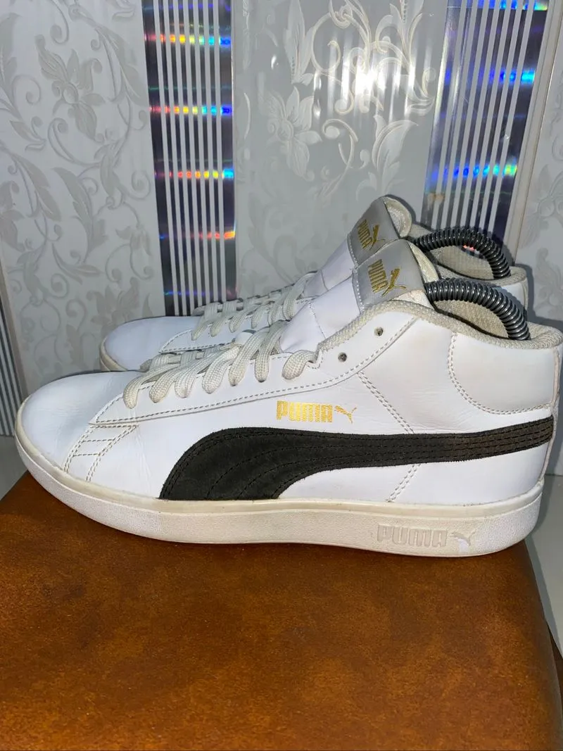 Sepatu Sneakers Casual Puma Smash V2 MID photo 1