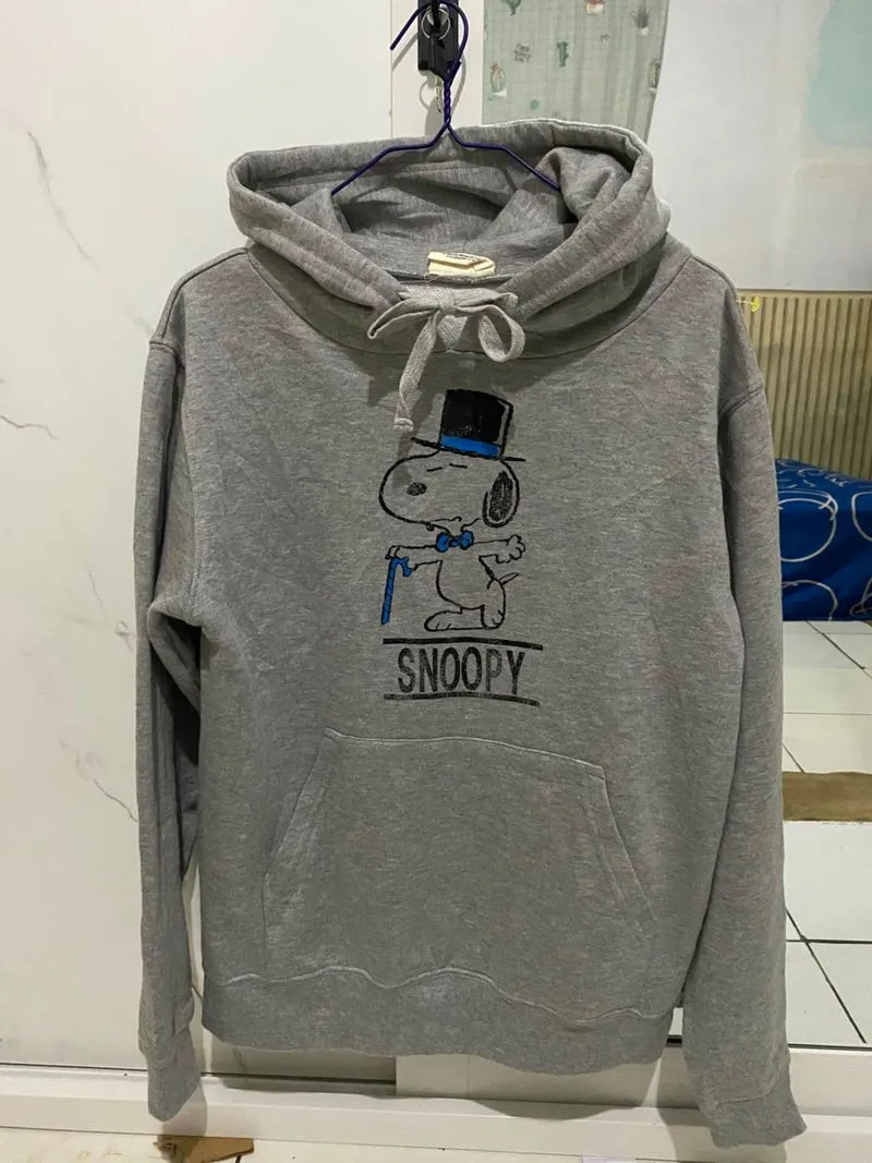 hoodie peanuts snoope photo 1